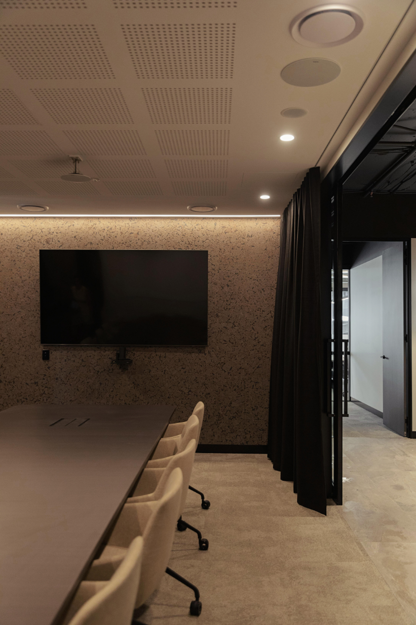 boardroom portrait view
